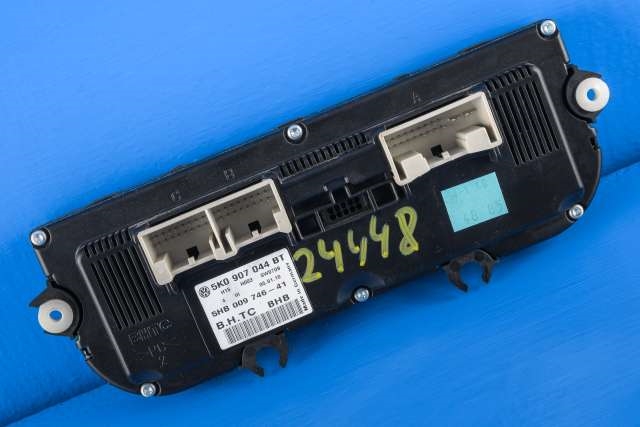 Varmeapparat betjening til VW Golf, Plus/Cross 2009-2013 (Fase 2)  (HELLA|5HB 009 746-41|5K0 907 044 BT|)