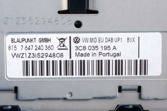 Bilstereo, med DAB til VW Golf, Plus/Cross 2009-2013 (Fase 2)  (VAG|3C8 035 195 A|)