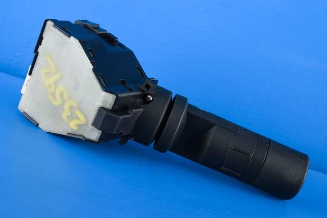 Bryter blink til Nissan Pathfinder 2005-2010 (Fase 1) (R51) (R51) (NISSAN|25540-EB307|)