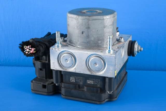 ABS sentral til Mercedes A-Klasse 2012-2018 (W176) (W176) (MERCEDES|A 000 431 37 00|)