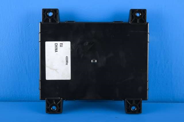 Styreenhet comfort (BCM) til Tesla Model S 2013-2016 (Fase 1)  (TESLA|1010907-00-D|)
