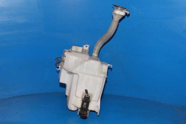 Spylertank foran til Toyota RAV4, 2006-2009 (Type III, Fase 1)
