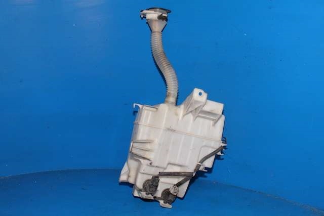 Spylertank foran til Toyota RAV4 2006-2009 (Type III, Fase 1)
