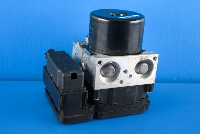 ABS sentral til Audi A3 2009-2012 (Type II, Fase 2) (VAG|1K0 614 517 DE|1K0 907 379 BJ|)