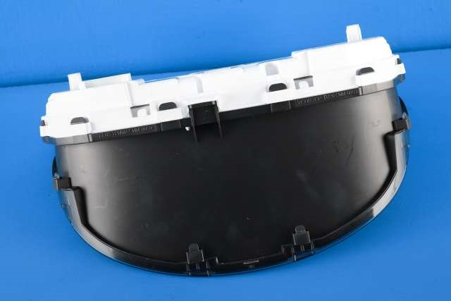 Instrumentpanel til Mitsubishi Outlander 2015-->> (Type III, Fase 2) (MITSUBISHI|8100C543|)
