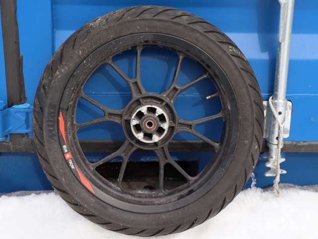 MC, Bakhjul til MC Aprilia Tuono 125, 0-->> (130 X 70 R 17")