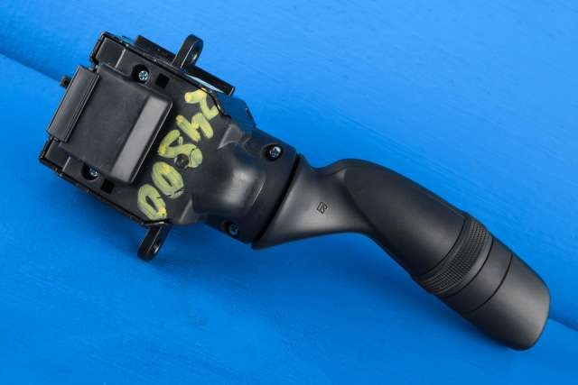 Bryter blink til Toyota RAV4 2019-->> (Type V) (TOYOTA|33400-17J781|)