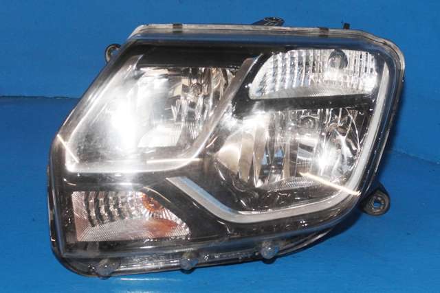Frontlykt venstre halogen til Dacia Duster, 2010-2017 (Type I)  (RENAULT|260608209R)