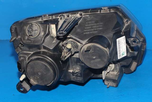 Frontlykt venstre halogen til Dacia Duster 2010-2017 (Type I)  (RENAULT|260608209R|)