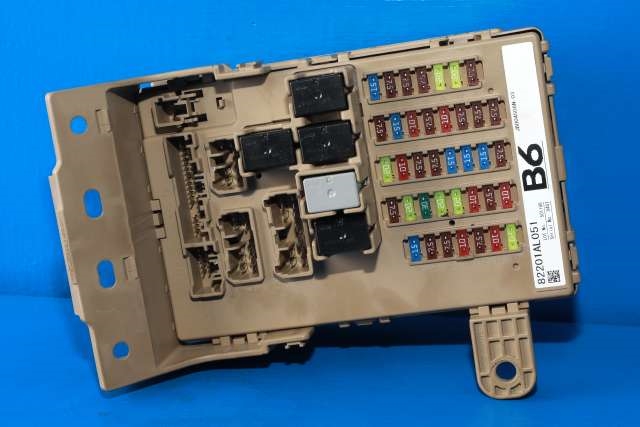 Sikringsboks til Subaru Outback 2015-2020 (Type V) (SUBARU|82201-AL051|)
