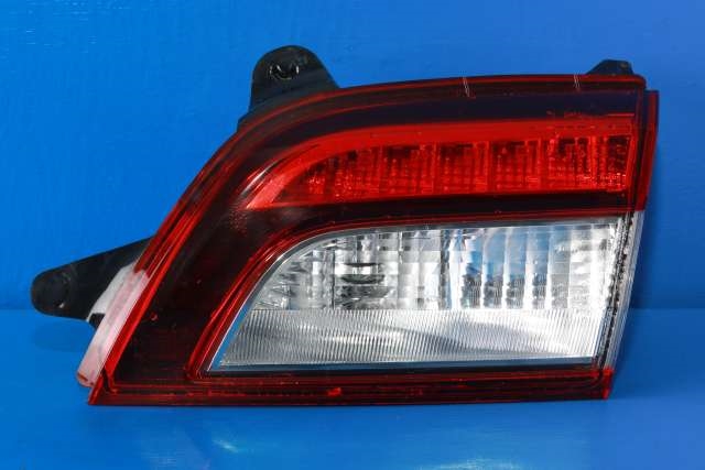 Baklykt høyre indre til Subaru Outback, 2015-2020 (Type V)