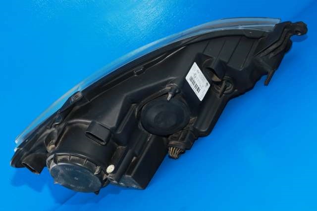 Frontlykt venstre halogen til VW Golf, Plus/Cross 2009-2013 (Fase 2) (HELLA|1EE 009 948-01|5M1 941 005 G|)