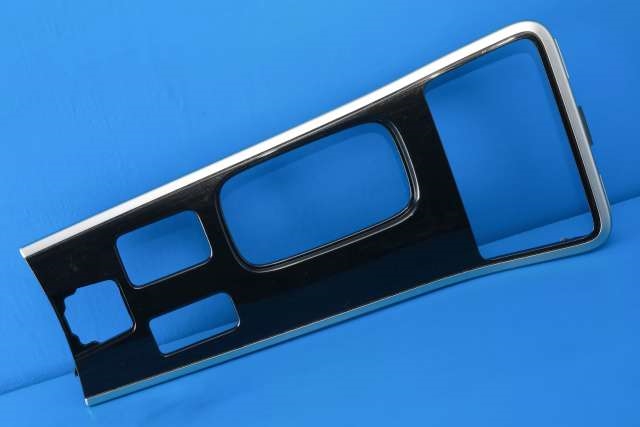 Dashbord diverse til Mitsubishi Outlander, 2015-->> (Type III, Fase 2)  
