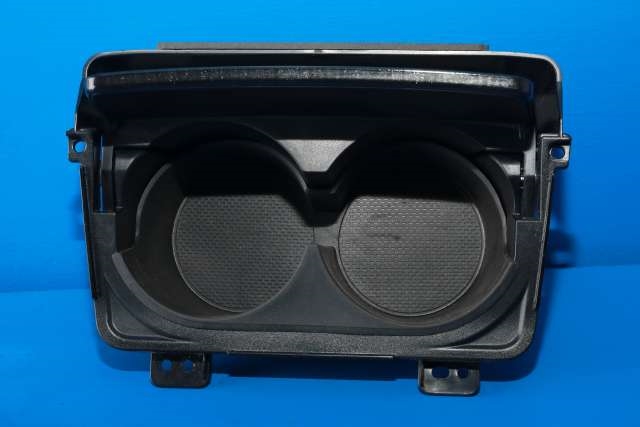Dashbord koppholder til Mitsubishi Outlander 2015-->> (Type III, Fase 2)  