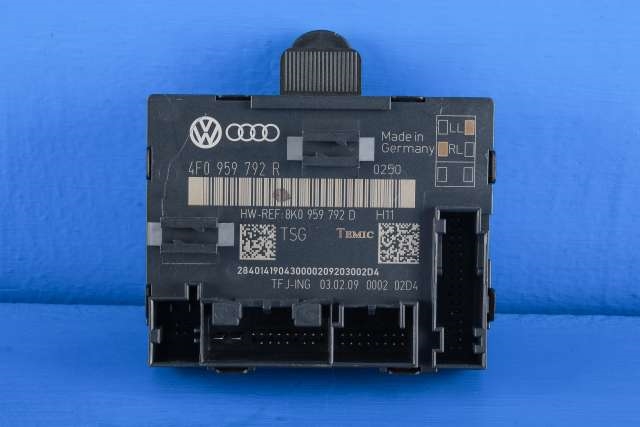 Styreenhet dør høyre foran til Audi A6, 2008-2011 (Type III, Fase 2) (C6) (C6) (VAG|4F0 959 792 R)