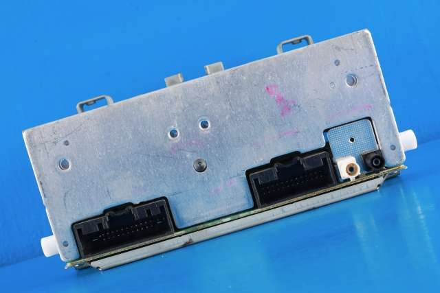 Bilstereo, med DAB til Ford Fiesta 2013-2017 (Type VI, Fase 2) (FORD|AM5T-18C815-XM|)