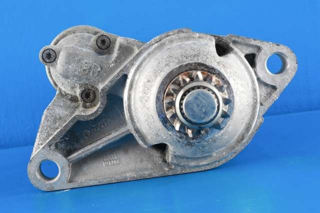 Starter til Škoda Rapid 2012-2019 (BOSCH|0 001 142 001|02T 911 024 J|)