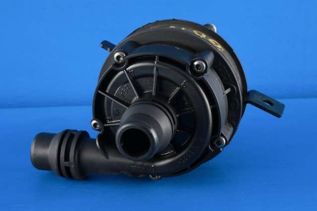 Sirkulasjonspumpe til Mercedes B-Klasse, electric drive, 2014-2018 (W242) (W242) (BOSCH|0 392 024 050)
