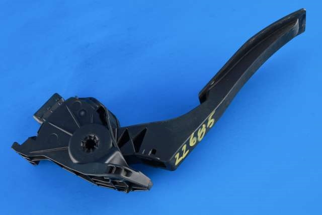 Pedal gass til Opel Astra J 2010-2015  (HELLA|6PV 009 765-07|13 252 702|)