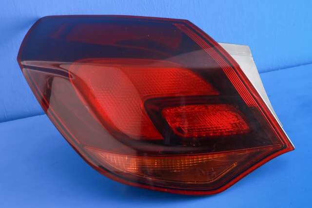 Baklykt venstre ytre til Opel Astra J, 2010-2015  