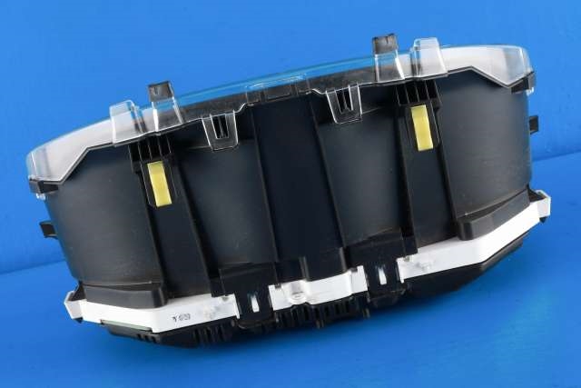 Instrumentpanel til Toyota Yaris 2012-2014 (Type III, Fase 1) (DENSO|157550-5217|83800-0DP60|)