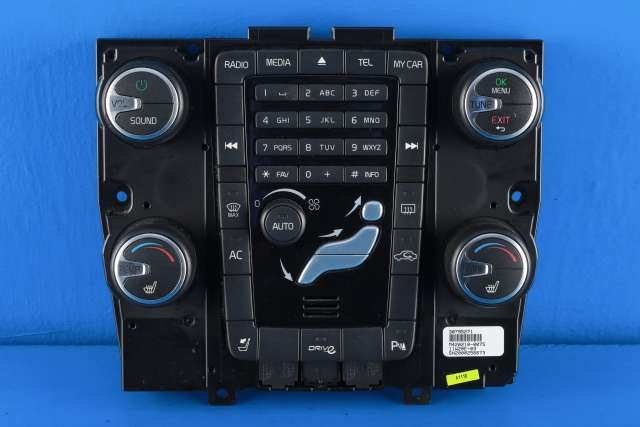 Bilstereo betjeningspanel til Volvo V70, 2007-2013 (Type III, Fase 1)  (VOLVO|30795271)