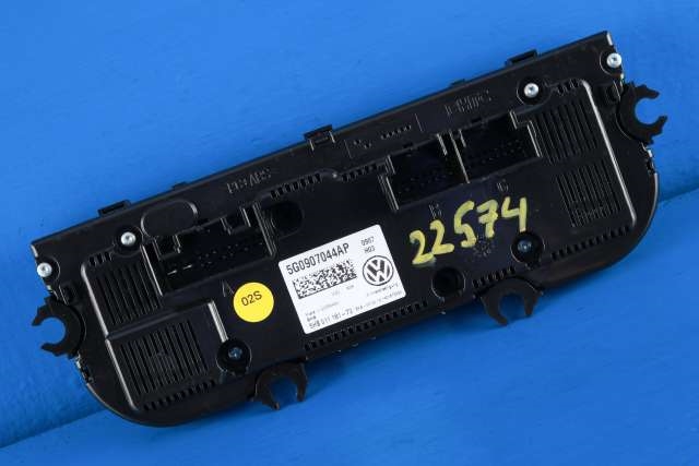 Varmeapparat betjening til VW Golf VII 2012-2017 (Fase 1)  (VAG|5G0 907 044 AP|)