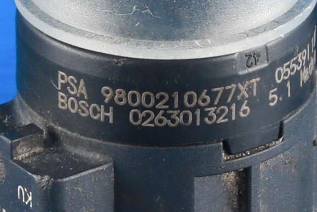 Parkeringssensor bak til Peugeot 5008 2017-->> (Type II)  (PEUGEOT|98 002106 77|)