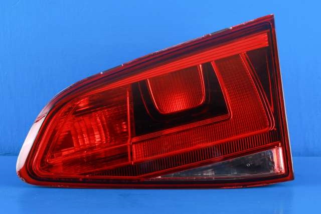 Baklykt høyre indre til VW Golf VII, 2012-2017 (Fase 1) (VAG|5G0 945 094 P)