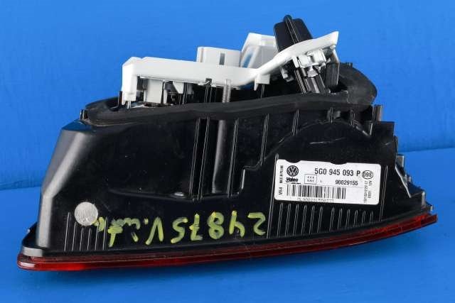Baklykt venstre indre til VW Golf VII 2012-2017 (Fase 1)  (VAG|5G0 945 093 P|)