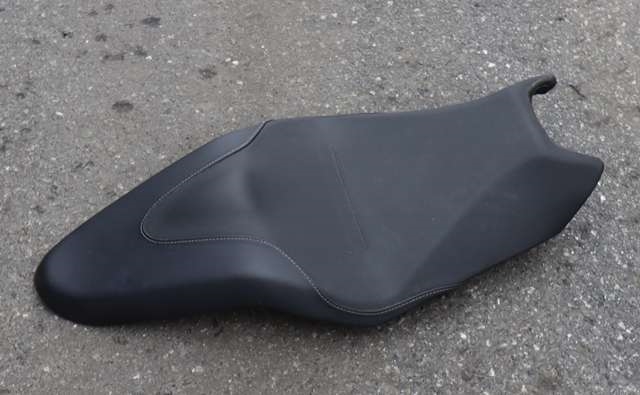 MC, Sal/sete til MC Aprilia Tuono 125 0-->>