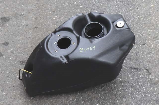 MC, Bensintank til MC Aprilia Tuono 125, 0-->>