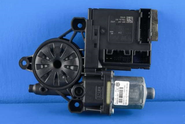 Ruteheis, kun motor, høyre foran til VW Passat, 2011-2015 (B7) (B7) (VAG|3C0 959 702 A)