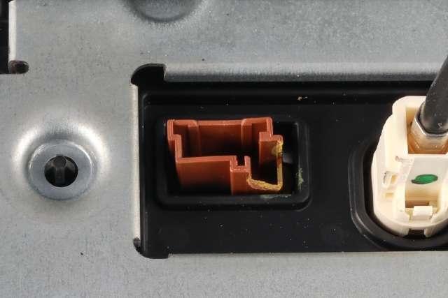 Bilstereo til Peugeot Partner 2015-2019 (Type II, Fase 2)  (PEUGEOT|98 142036 80|)