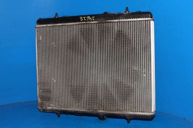 Radiator (manuell gir) til Peugeot Partner 2015-2019 (Type II, Fase 2)  (PEUGEOT|96 805334 80|)