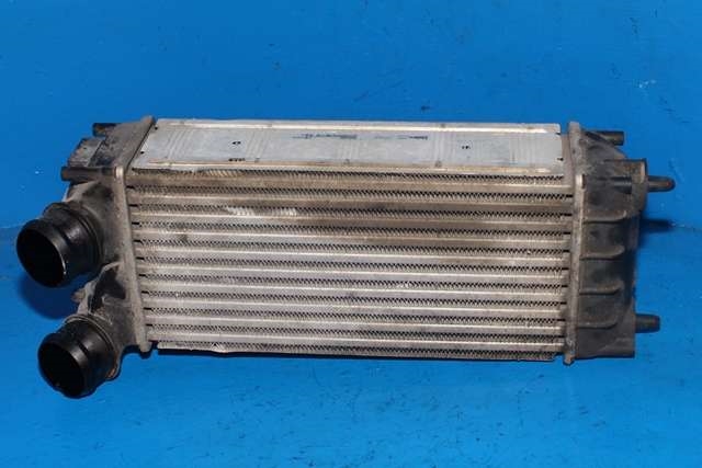 Intercooler til Peugeot Partner, 2015-2019 (Type II, Fase 2)  (PEUGEOT|96 842124 80)