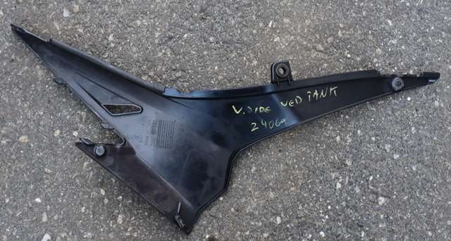 MC, Deksel, side venstre til MC Aprilia Tuono 125 0-->>  