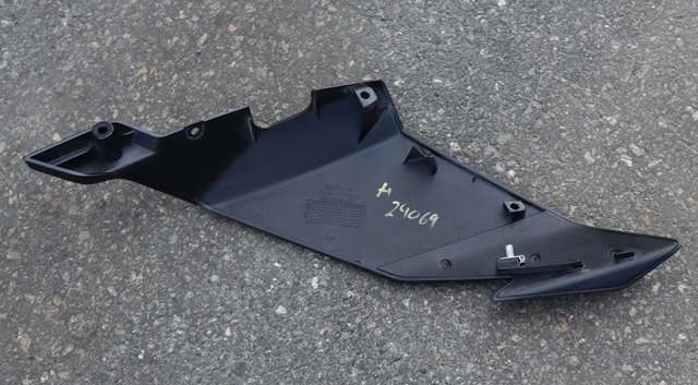 MC, Deksel, side høyre til MC Aprilia Tuono 125 0-->>
