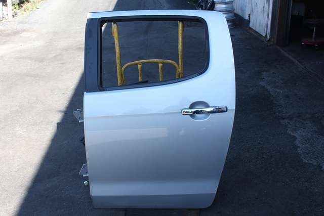 Dør venstre bak til Isuzu D-Max, 2017-2020 (Type II, Fase 2)