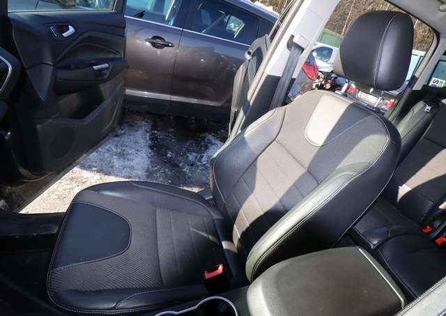 Sete foran høyre til Ford Kuga, 2013-2019