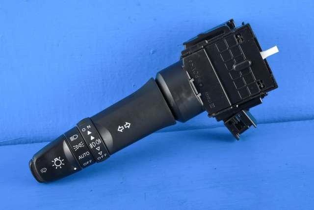 Bryter blink til Mitsubishi Outlander, 2012-2015 (Type III, Fase 1)  