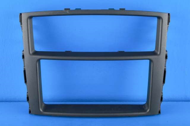 Dashbord diverse til Mitsubishi Pajero 2007-2016 (Type IV, Fase 1)