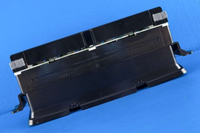 Instrument kjørecomputer til Mitsubishi Pajero 2007-2016 (Type IV, Fase 1)  (MITSUBISHI|8750A251|)