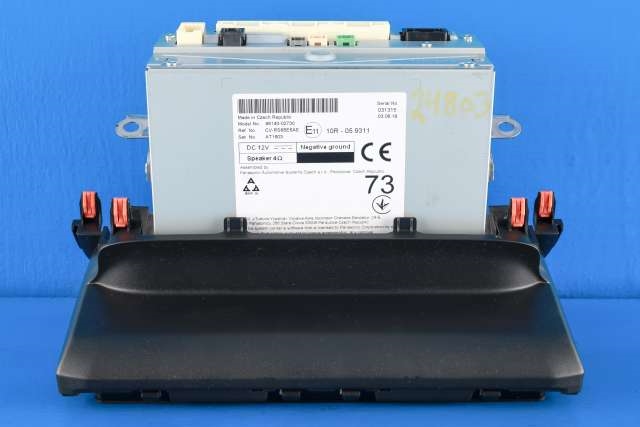 Bilstereo navigasjon til Toyota Corolla 2019-->>  (TOYOTA|86140-02730|)