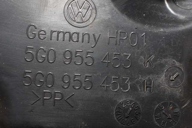 Spylertank foran til VW Golf VII 2012-2017 (Fase 1) (VAG|5G0 955 453 H|)