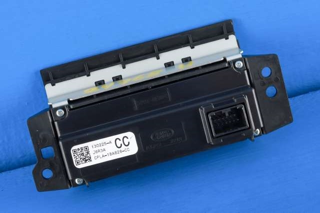 Bilstereo navigasjon betjeningspanel til Land Rover Range Rover 2013-->> (Type IV)  (LAND ROVER|CPLA-18A828-CC|)