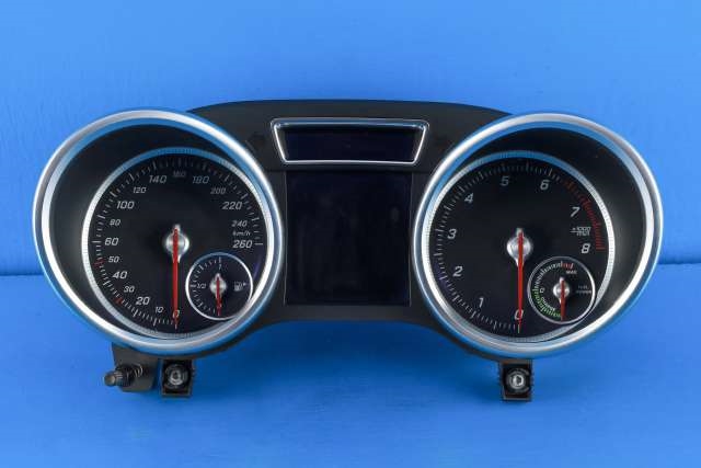 Instrumentpanel til Mercedes GLE, 2015-2018 (Fase 2) (W166) (W166) (MERCEDES|A 166 900 94 16)