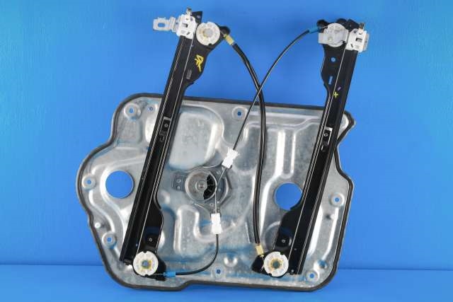 Ruteheis venstre foran til Nissan Qashqai 2010-2014 (Type I, Fase 2) (NISSAN|80771-JD000|)