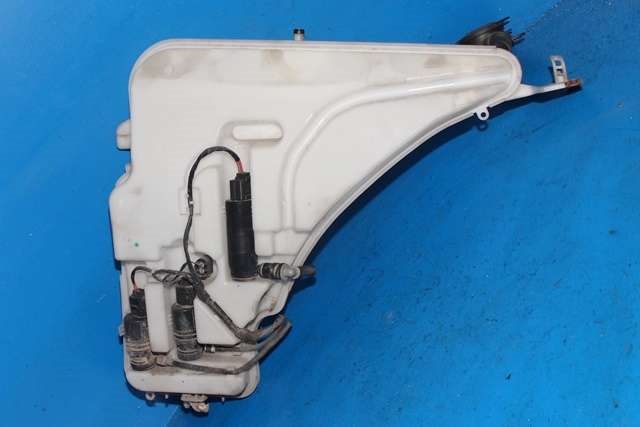Spylertank foran til BMW 1-Serie 2011-2015 (Fase 1) (F20/F21) (F20/F21) (BMW|7 241 675|)