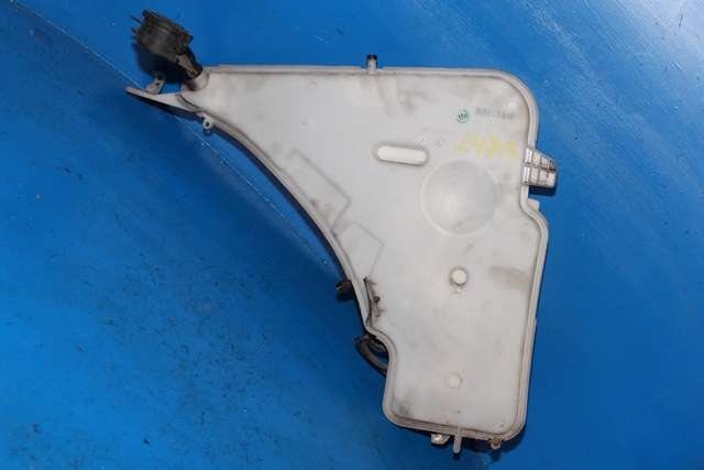 Spylertank foran til BMW 1-Serie 2011-2015 (Fase 1) (F20/F21) (F20/F21) (BMW|7 241 675|)